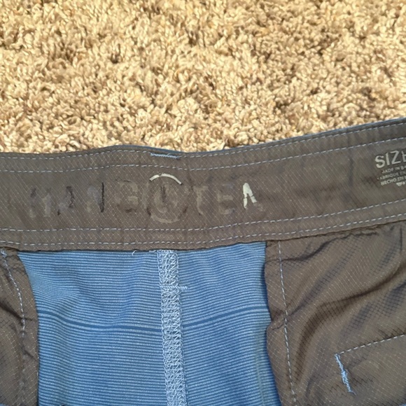 Kirkland Signature Men's Shorts - Black and Blue - Picture 7 of 7